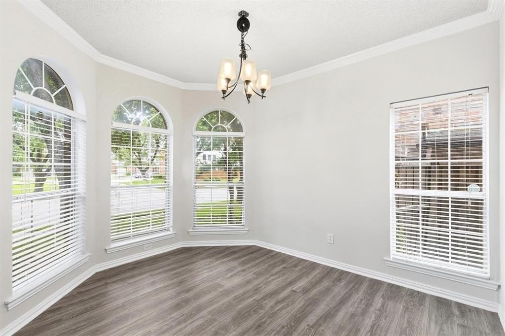 306 Santa Fe Trl - Photo 6 of 30