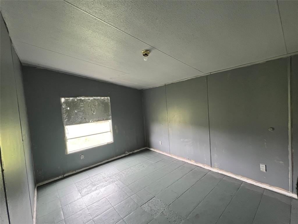 210 County Road 1015 - Photo 6 of 9