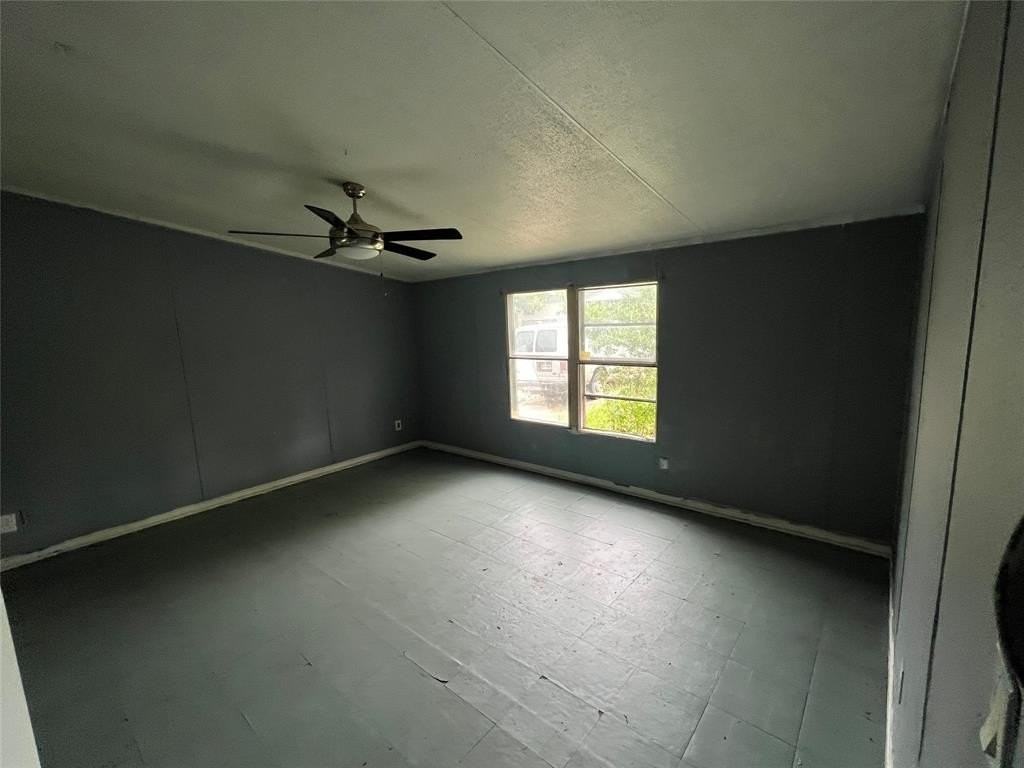 210 County Road 1015 - Photo 7 of 9