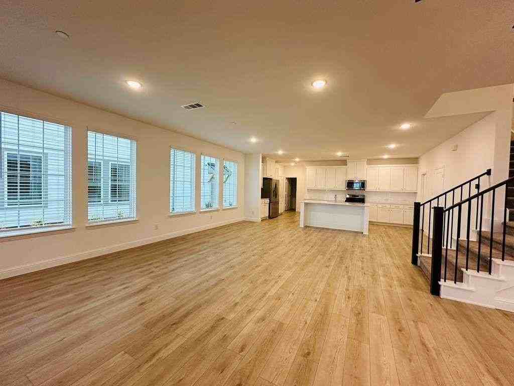 8875 Stablehand Mews - Photo 4 of 29