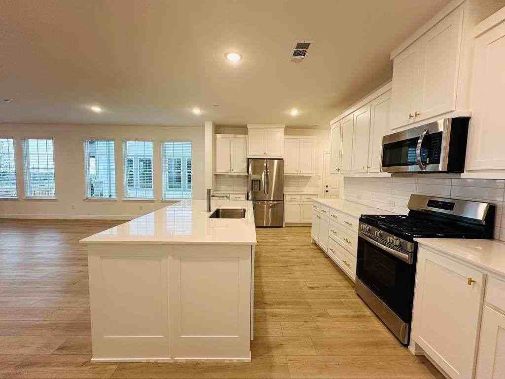 8875 Stablehand Mews - Photo 7 of 29