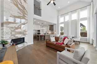 2790 Starwood Dr - Photo 1 of 1