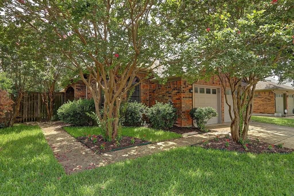 3852 Beaumont Ln - Photo 2 of 25