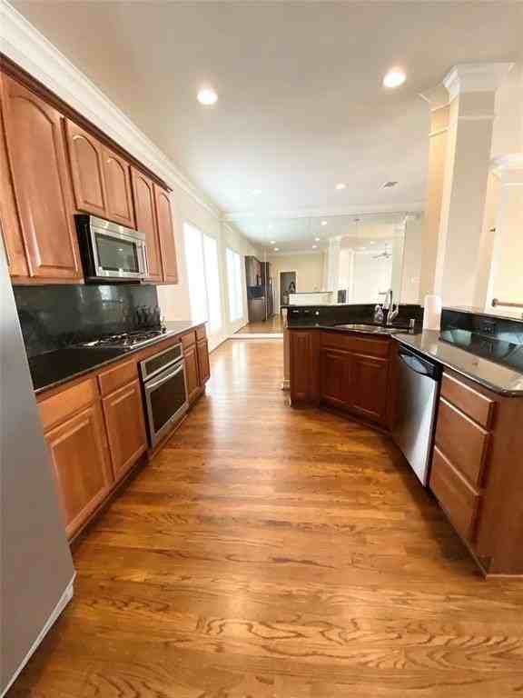 4330 Holland Ave #3 - Photo 4 of 17