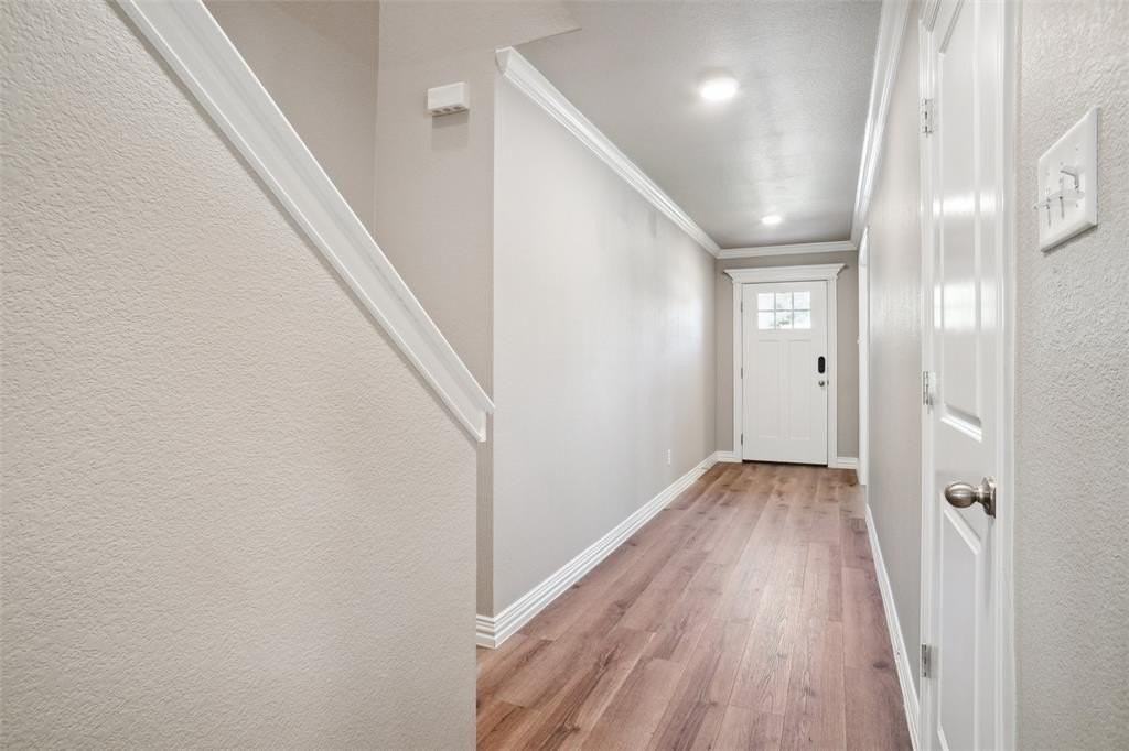 122 Elm Ln - Photo 7 of 12
