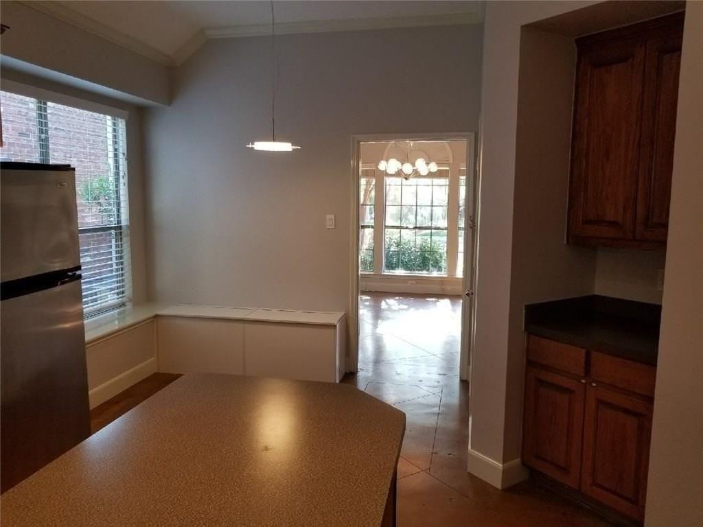 2821 Vacherie Ln - Photo 6 of 9