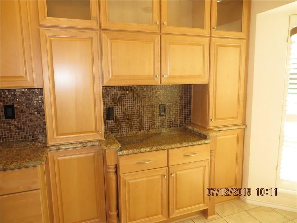 4064 Windhaven Ln - Photo 5 of 25