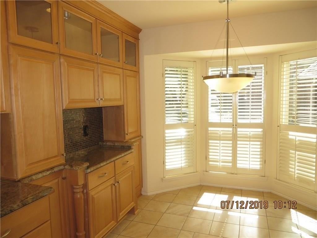 4064 Windhaven Ln - Photo 7 of 25