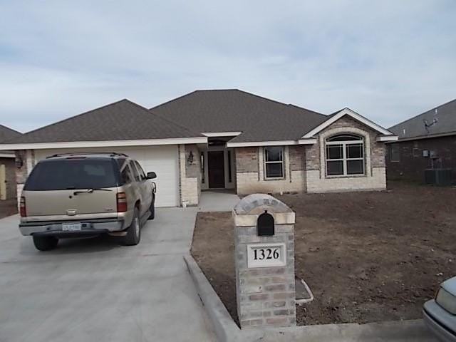 1326 Briar Cliff Path
