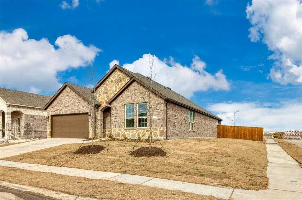 229 Tate Ln - Photo 3 of 37