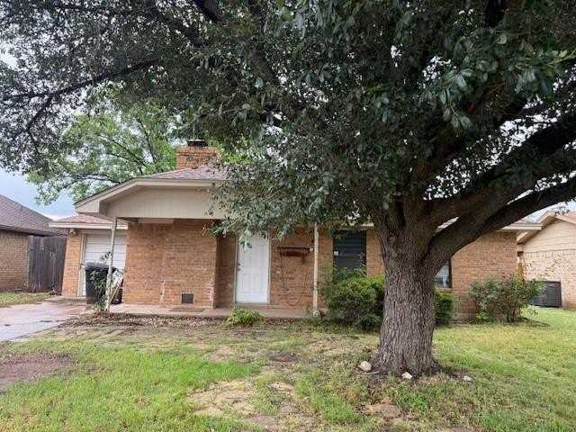 3925 Craig Dr - Photo 2 of 16