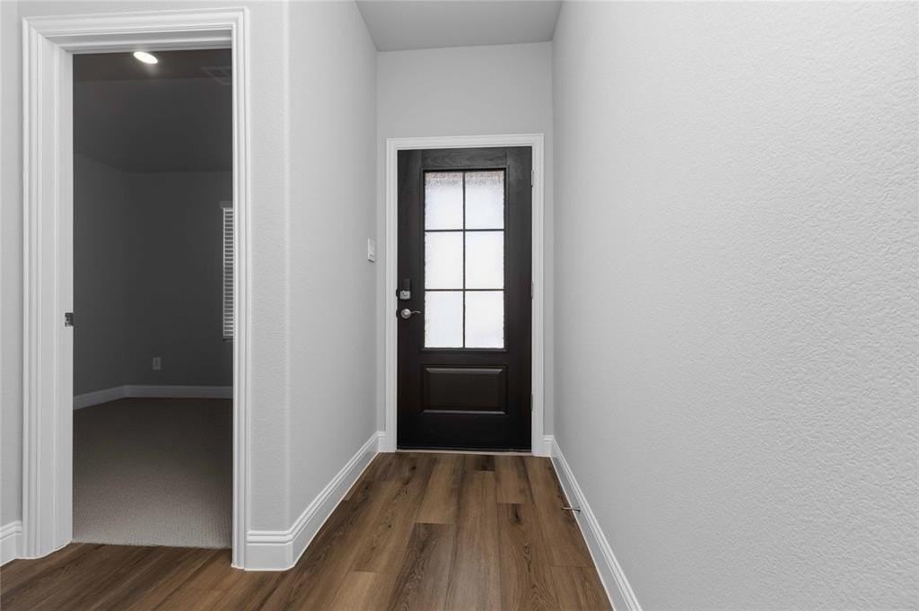 503 Tidal Dr - Photo 3 of 24