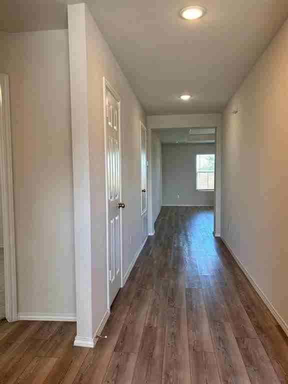 4444 Sagecroft Rd - Photo 3 of 20