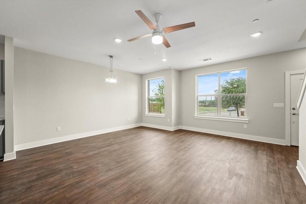 3413 Aaron Pl - Photo 4 of 20