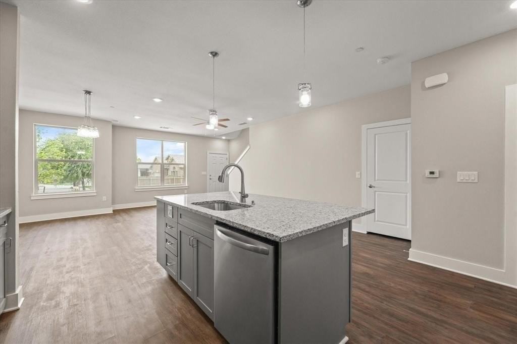 3413 Aaron Pl - Photo 7 of 20