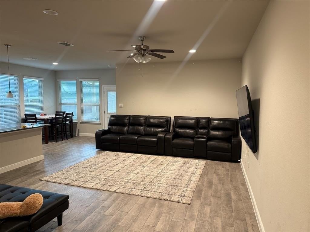 14317 Andromeda Dr - Photo 3 of 15