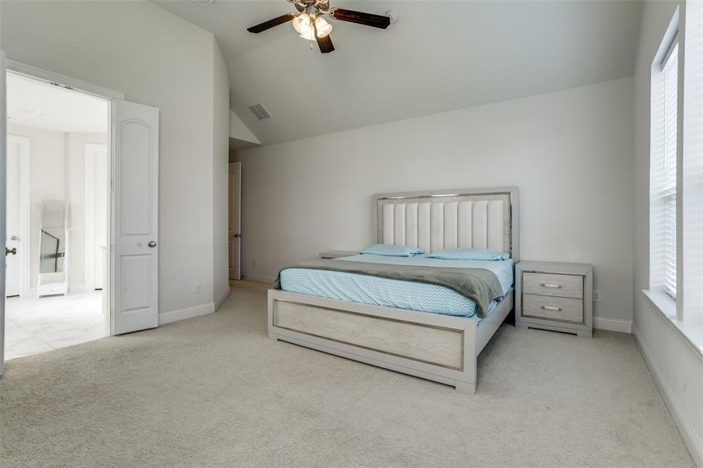 821 Yarrow St - Photo 6 of 18