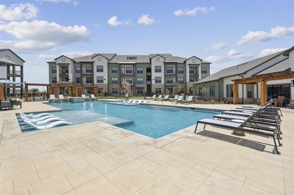 9301 Brewer Blvd #5302