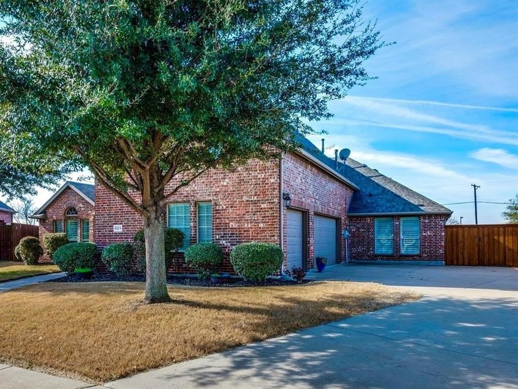 621 Gray Ln - Photo 2 of 28