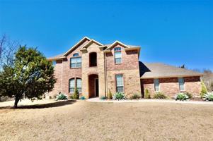 featured image of 2529 Elk Hollow Ln