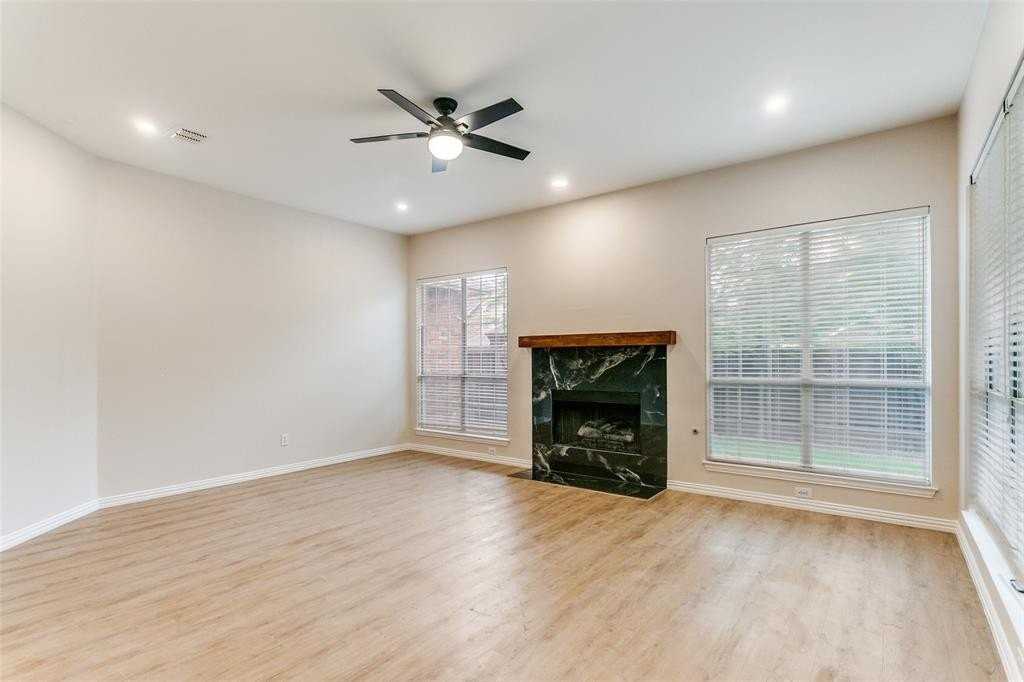 11317 Knoxville Ln - Photo 5 of 12