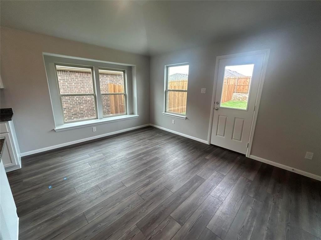 1813 Huisache St - Photo 6 of 17