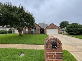 204 Carlsbad Dr - Photo 1 of 1