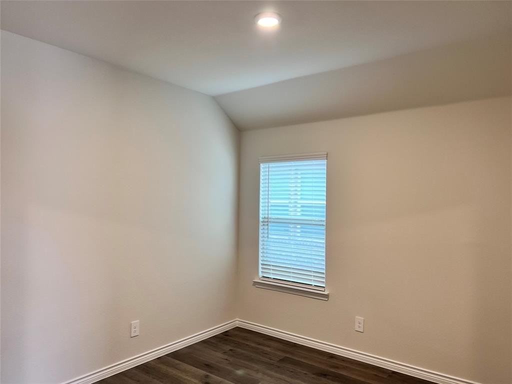 9713 Tinsley St - Photo 7 of 14