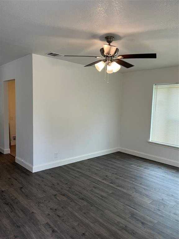 2915 Falls Dr - Photo 7 of 10