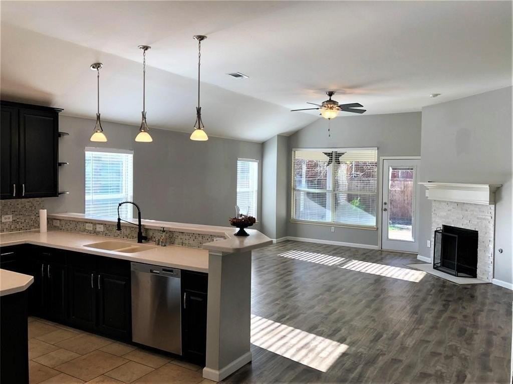 6937 Willow Crest Dr - Photo 5 of 17