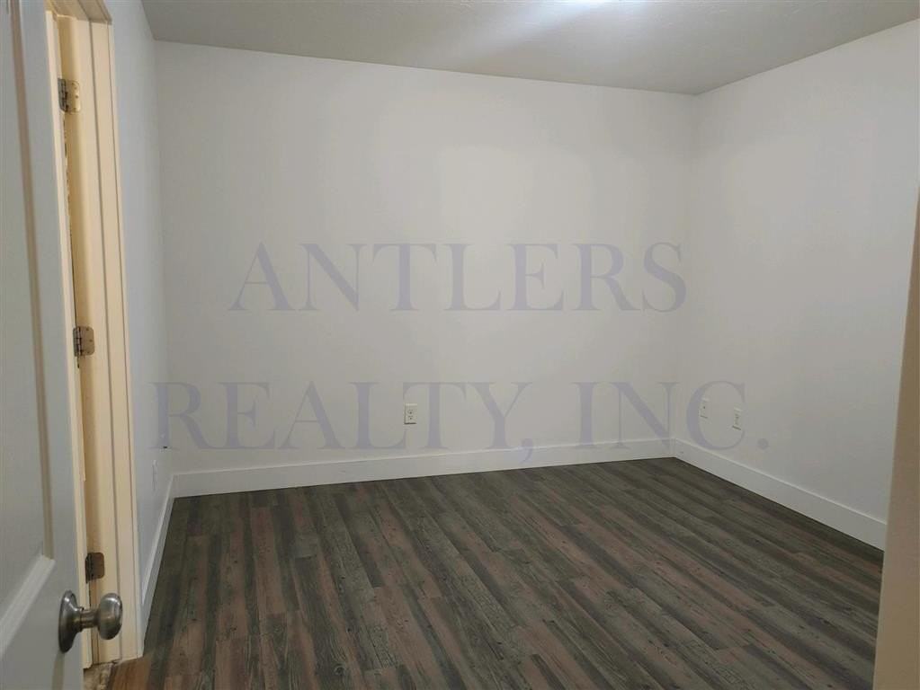 2708 Central Ave #B - Photo 6 of 12