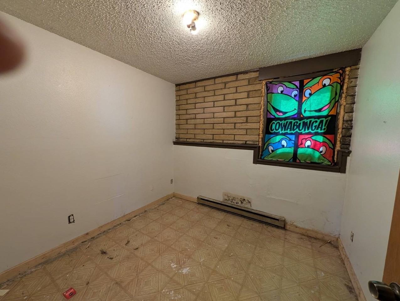 401 E 5th St - Photo 6 of 30