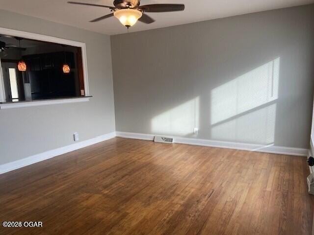 2720 Iowa Ave - Photo 3 of 9