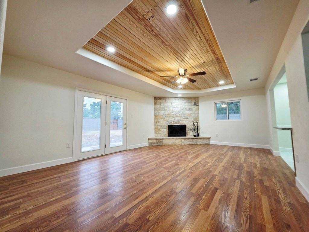 1603 N L St - Photo 5 of 12