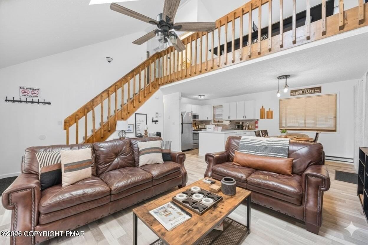 4758 Brentwood Dr - Photo 3 of 15