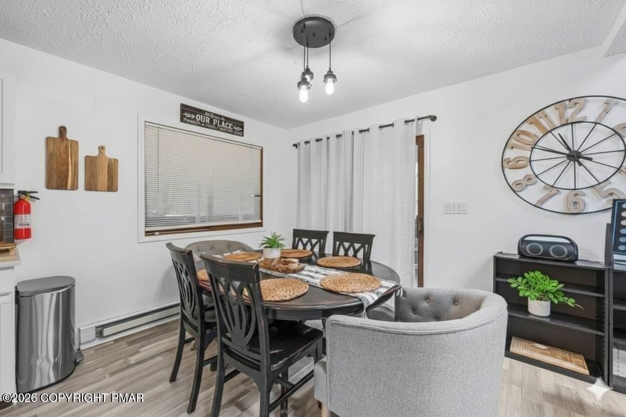 4758 Brentwood Dr - Photo 5 of 15