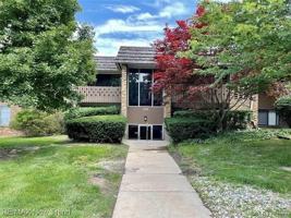 featured image of 2116 Pauline Blvd Apt 304