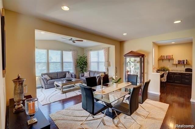 6074 Topaz Cir - Photo 5 of 19