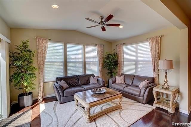 6074 Topaz Cir - Photo 7 of 19