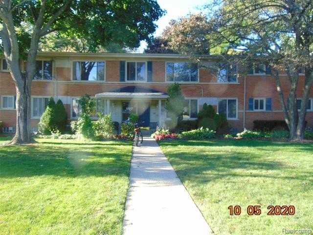 1127 Derby Rd Apt 7 - Photo 2 of 15