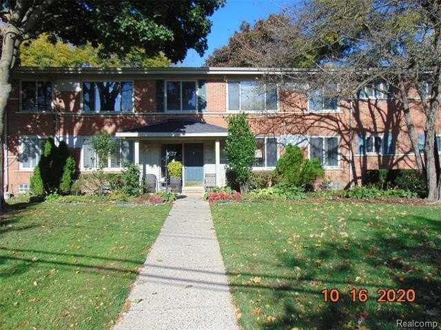 1127 Derby Rd Apt 7 - Photo 3 of 15
