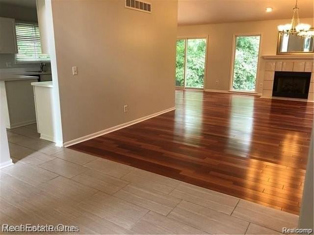 5273 Simpson Lake Rd - Photo 7 of 19