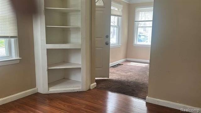 18191 Heyden St - Photo 5 of 17