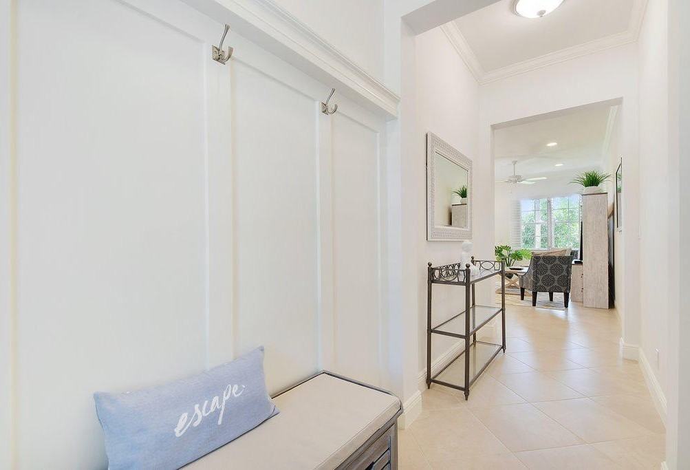 106 Ocean Breeze Dr - Photo 3 of 28