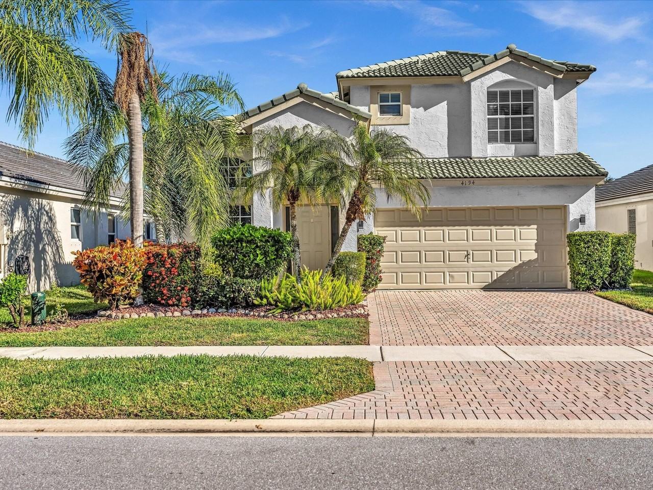 4194 Bluff Harbor Way - Photo 2 of 50