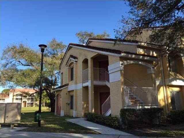 2405 Nw 33rd St #1207 - Photo 4 of 32