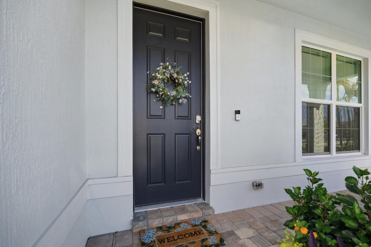 4265 Sw Cornerstone Way - Photo 3 of 50