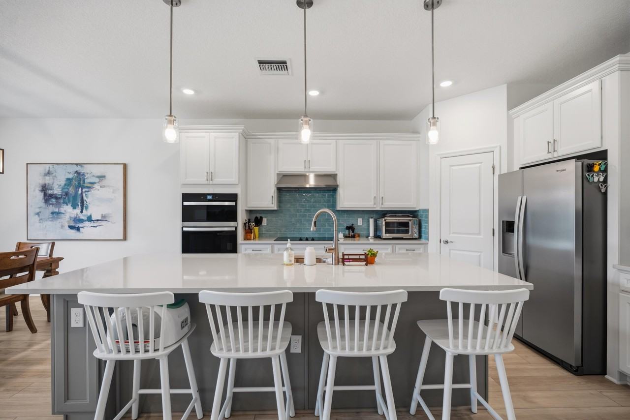 4265 Sw Cornerstone Way - Photo 7 of 50