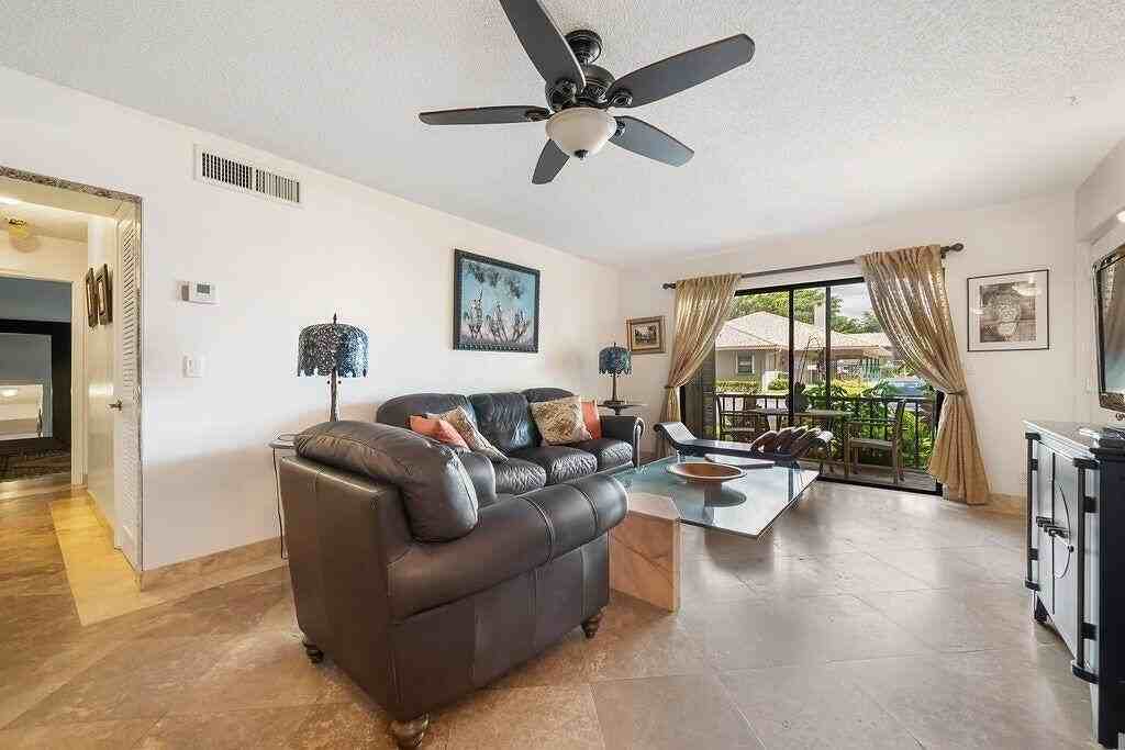 9900 Pineapple Tree Dr #106 - Photo 6 of 22