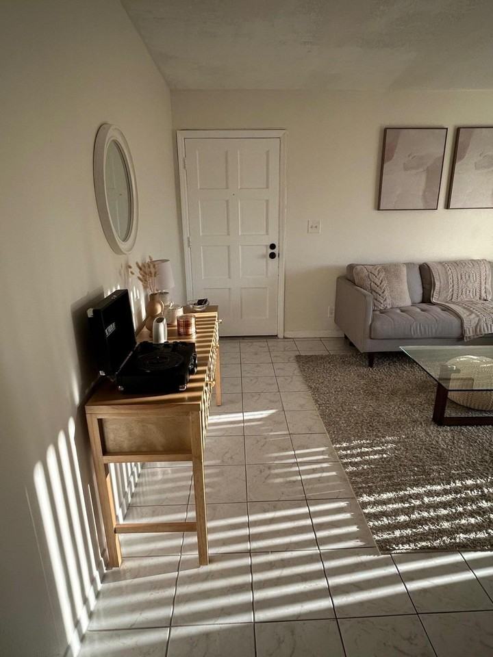 1301 Nw 12th Ave #411A - Photo 2 of 32